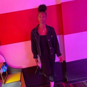 Meet your Posher, Reagan